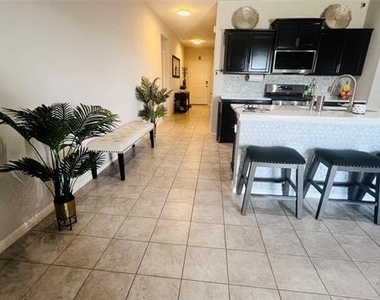 16729 Milwaukee Street - Photo Thumbnail 3