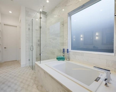 4310 Merrell Road - Photo Thumbnail 10