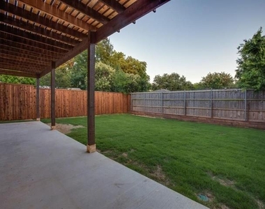 4310 Merrell Road - Photo Thumbnail 21