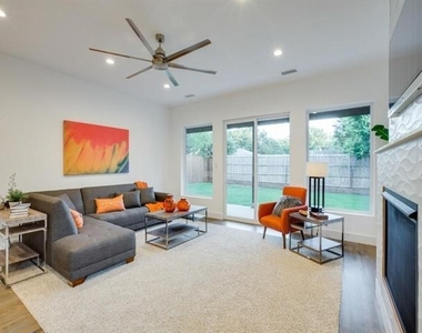 4310 Merrell Road - Photo Thumbnail 7