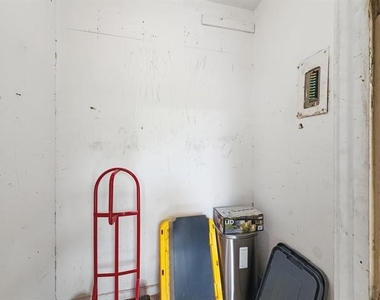 2137 Lenamon Street - Photo Thumbnail 28