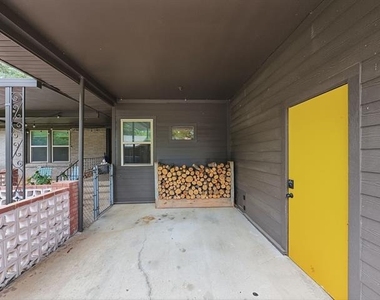 2137 Lenamon Street - Photo Thumbnail 22
