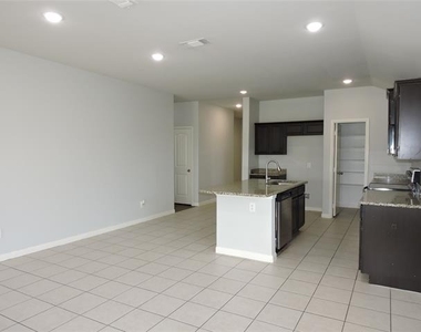 8050 Privet Street - Photo Thumbnail 3
