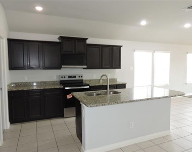 8050 Privet Street - Photo Thumbnail 4