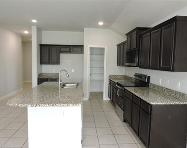 8050 Privet Street - Photo Thumbnail 5