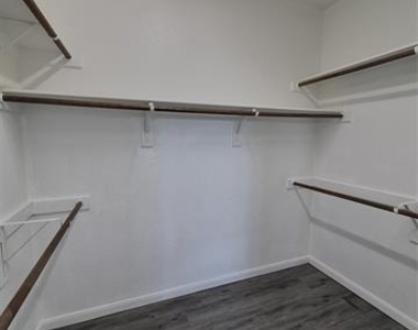 8050 Privet Street - Photo Thumbnail 13