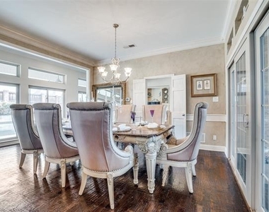 5604 Covehaven Drive - Photo Thumbnail 17