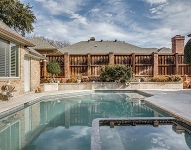5604 Covehaven Drive - Photo Thumbnail 30