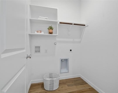 3028 Howerton Drive - Photo Thumbnail 19