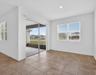 10552 Sw Toren Way - Photo Thumbnail 7