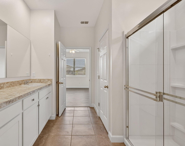 10552 Sw Toren Way - Photo Thumbnail 22
