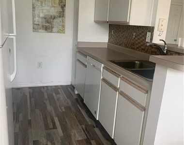 131 Sw 117th Avenue - Photo Thumbnail 8