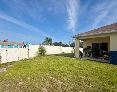 1405 Pace Drive Nw - Photo Thumbnail 22