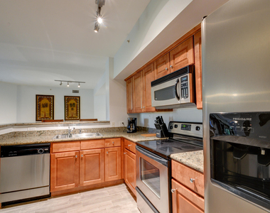 11770 St Andrews Place - Photo Thumbnail 4