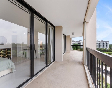 2425 Presidential Way - Photo Thumbnail 20