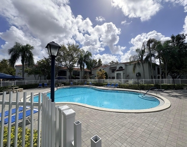 12060 Nw 11th Street - Photo Thumbnail 13