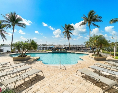 157 Yacht Club Way - Photo Thumbnail 32