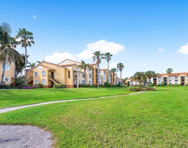 157 Yacht Club Way - Photo Thumbnail 23