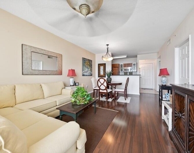100 Ne 6th Street - Photo Thumbnail 6