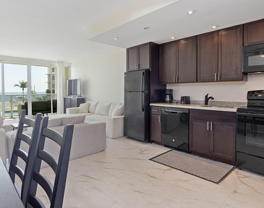 1200 N Fort Lauderdale Beach Boulevard - Photo Thumbnail 4