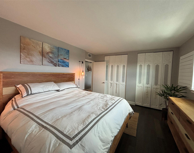 900 River Reach Drive - Photo Thumbnail 13