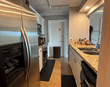 900 River Reach Drive - Photo Thumbnail 9