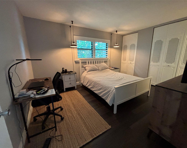 900 River Reach Drive - Photo Thumbnail 18