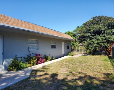 743 S Swinton Avenue - Photo Thumbnail 1