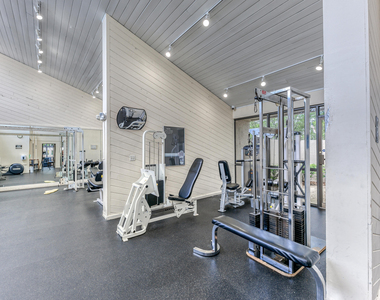 2200 S Cypress Bend Drive - Photo Thumbnail 49