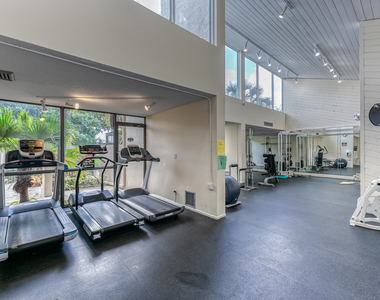 2200 S Cypress Bend Drive - Photo Thumbnail 50