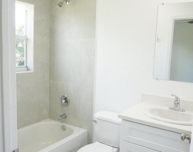 1173 W 28th Street - Photo Thumbnail 7