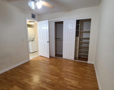 1547 Lake Crystal Drive - Photo Thumbnail 7