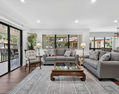 368 Brackenwood Circle - Photo Thumbnail 6