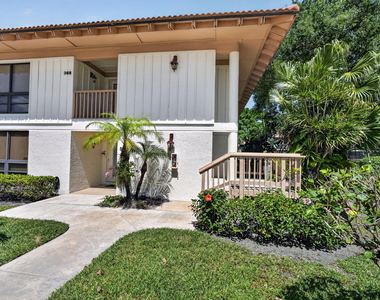 368 Brackenwood Circle - Photo Thumbnail 2