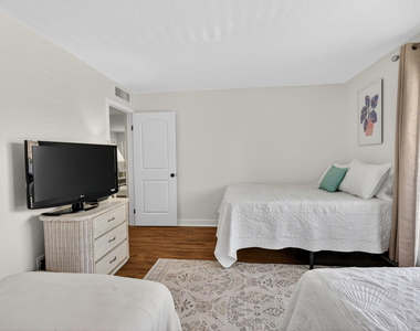 368 Brackenwood Circle - Photo Thumbnail 21