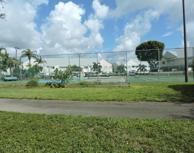 6239 Riverwalk Lane - Photo Thumbnail 36