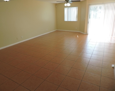 6239 Riverwalk Lane - Photo Thumbnail 8