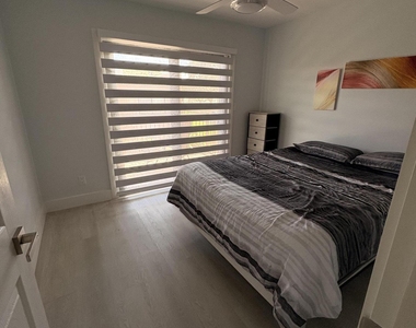 42 Madrid Lane - Photo Thumbnail 11