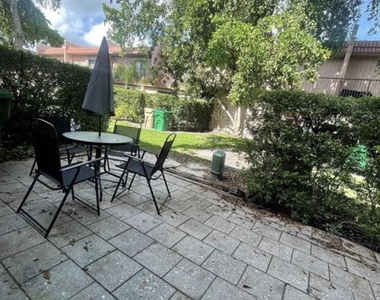 42 Madrid Lane - Photo Thumbnail 10