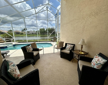 360 Nw Shoreline Circle - Photo Thumbnail 11