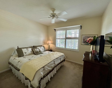 360 Nw Shoreline Circle - Photo Thumbnail 7