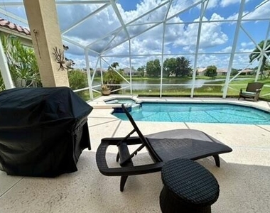 360 Nw Shoreline Circle - Photo Thumbnail 12