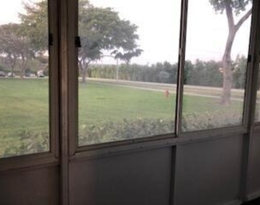 392 Mansfield I - Photo Thumbnail 9