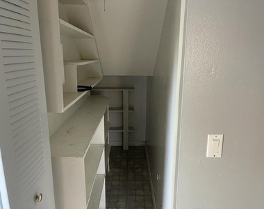 4664 Cherry Road - Photo Thumbnail 4