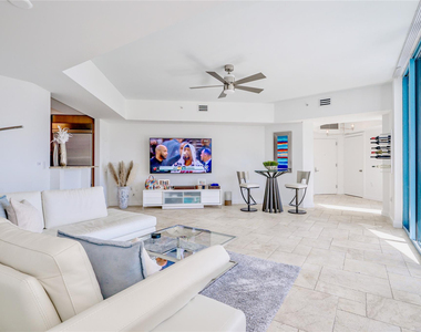 333 Las Olas Way - Photo Thumbnail 6