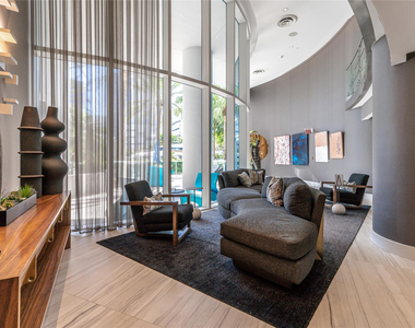 333 Las Olas Way - Photo Thumbnail 26