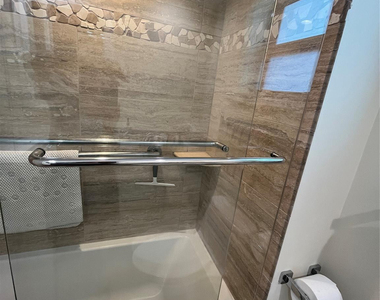 333 Ne 21st Avenue - Photo Thumbnail 11