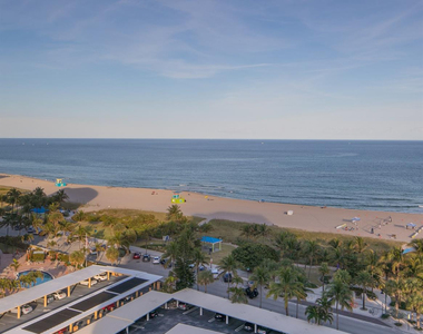 305 N Pompano Beach Boulevard - Photo Thumbnail 24