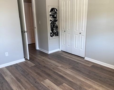 1219 S Lakes End Drive - Photo Thumbnail 26