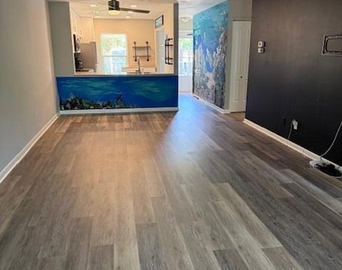 1219 S Lakes End Drive - Photo Thumbnail 12
